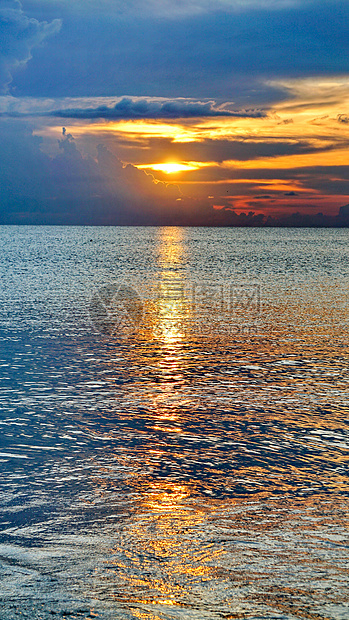 泰国兰塔长滩日落图片