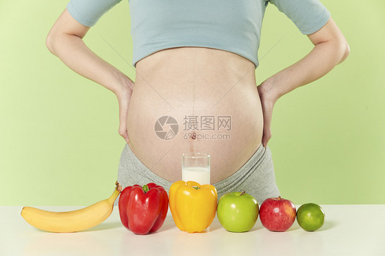 孕妇健康饮食概念图片