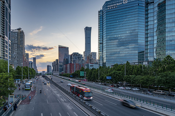 日落北京长安街国贸中心交通图片