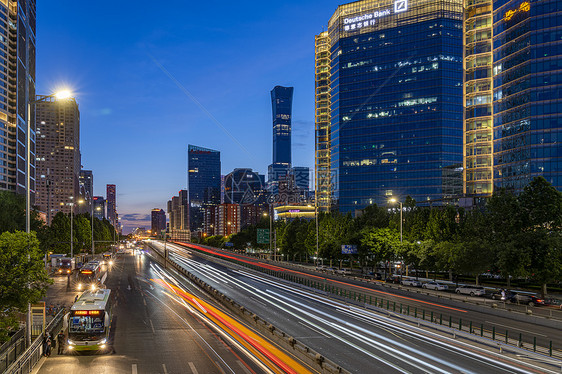 夜景北京长安街国贸中心交通图片