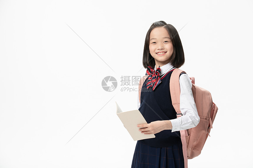 小学生背书包手拿书本形象图片