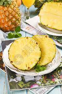 云南香水菠萝图片