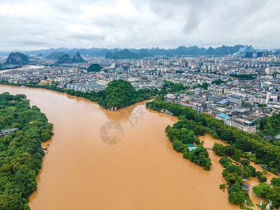 夏季南方暴雨洪涝灾害桂林漓江洪峰象鼻山洪水高清图片素材
