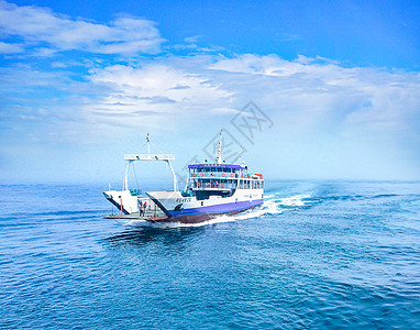 韩国海上一艘轮船背景图片