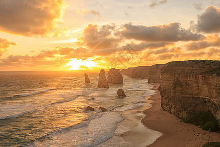 金色质感澳大利亚坎贝尔港国家公园大洋路著名的十二使徒岩背景
