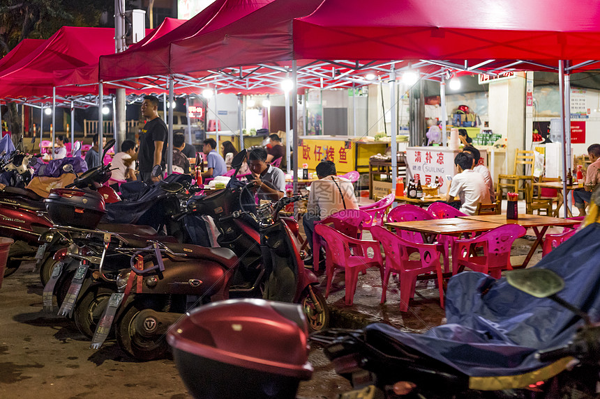 夜市地摊饮食图片