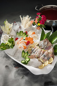 石斑鱼刺身料理图片