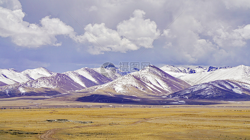 西藏念青唐古拉山图片