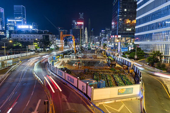 深圳地铁夜晚施工图片