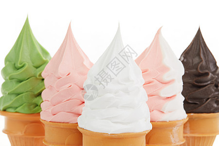 多种口味甜筒冰淇淋图片