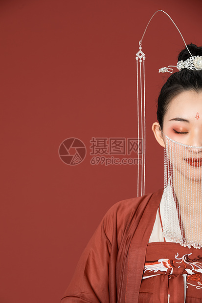 中国风汉服美女半张脸特写图片