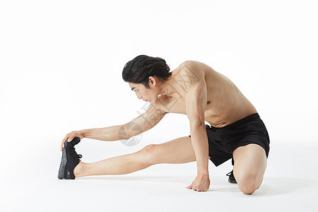 运动男性肌肉拉伸图片