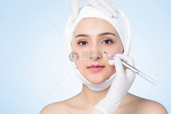 女性整容开刀手术整形图片