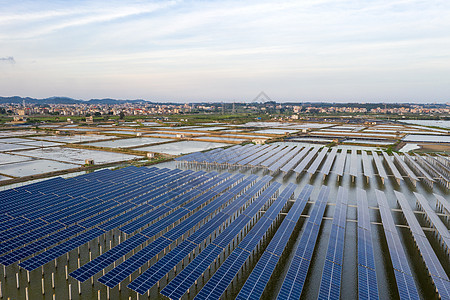 航拍漳浦发电厂太阳能面板图片