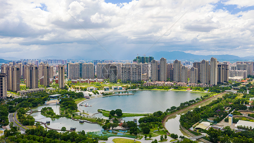 漳州碧湖公园周边建筑群图片