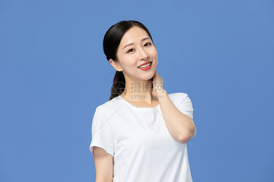 活力青春色彩美女图片