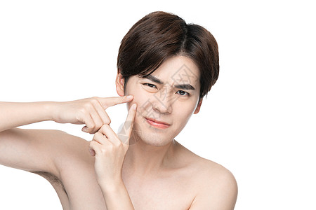 青年男性用手挤痘痘照片|问题肌肤女性素颜敷面膜照片|脸上郴痘