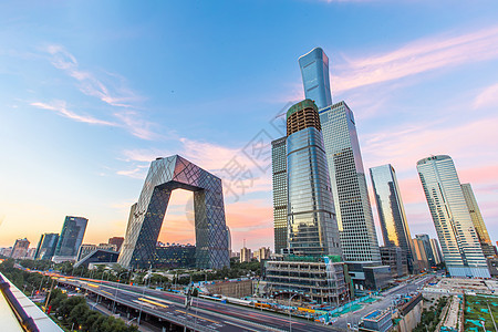 夕阳下的北京国贸cbd图片