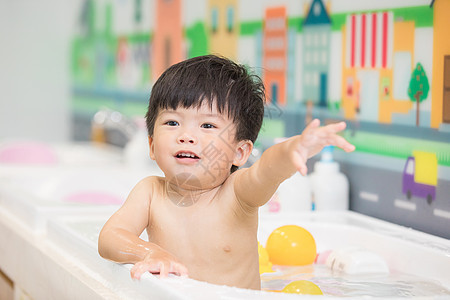 婴幼儿宝宝洗澡图片