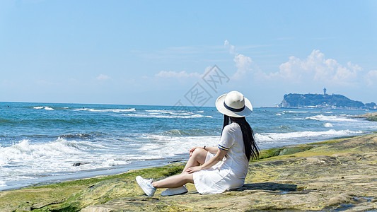 日本女孩镰仓海边女孩背影背景