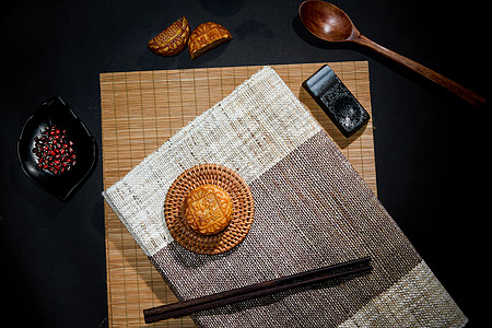 中国风中秋月饼图片