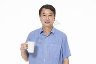 中年男人喝茶图片