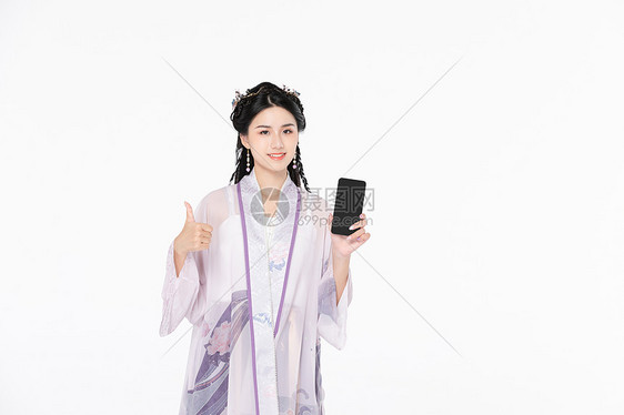  古风汉服美女拿手机图片