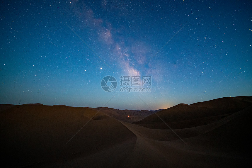 沙漠银河星空图片