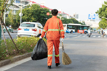 打扫马路街道的环卫工人高清图片