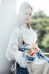 中国风古风汉服美女游园背景图片