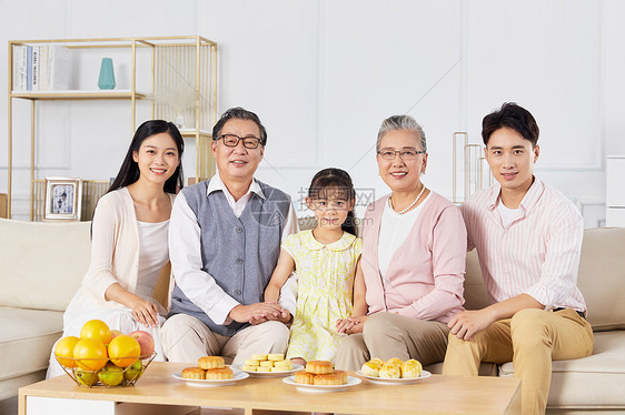 中秋节家庭聚会图片