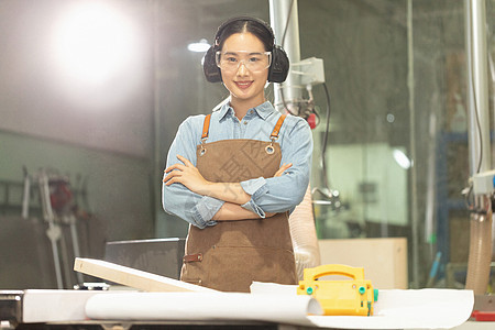 木匠美女工人匠人形象图片