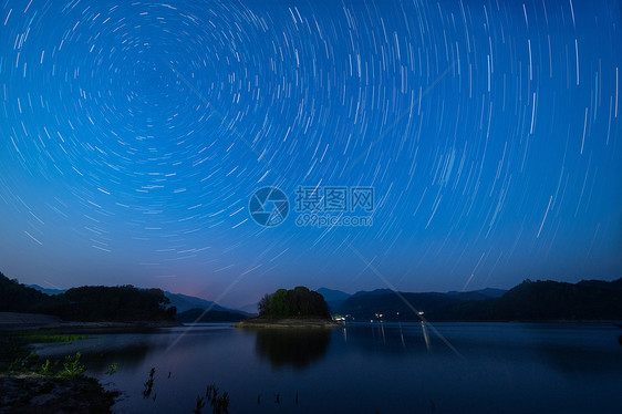 户外美丽星空图片