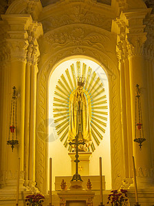澳门天主教堂内的圣母像图片