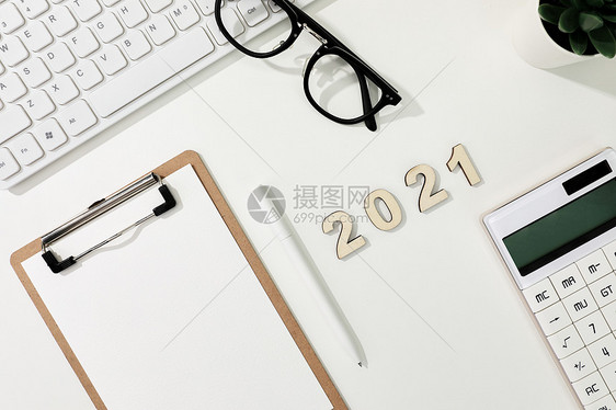 2021年新年数字白色背景办公素材图片