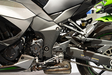 摩托车结构摩托车链条高清图片