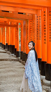 日式和服千本居女孩人像图片