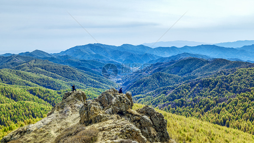 内蒙古苏木山国家森林公园秋季山峦景观图片