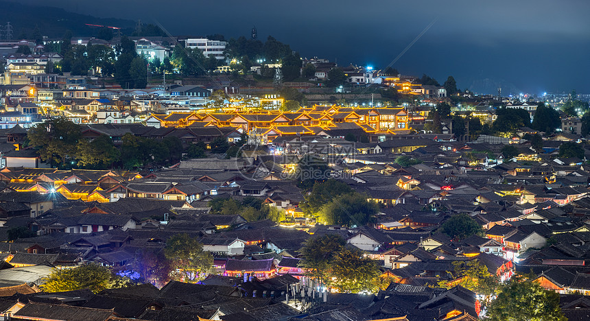  云南丽江古城夜景图片