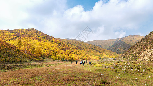 内蒙古山区秋色景观背景图片