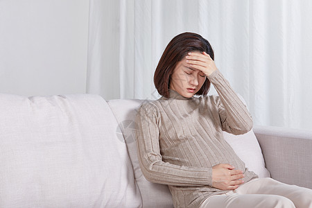 妊娠高血压孕妇产前病症头疼背景