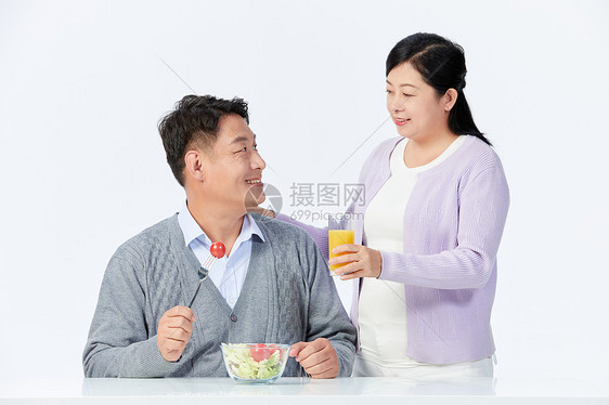 中年夫妻健康饮食养生图片