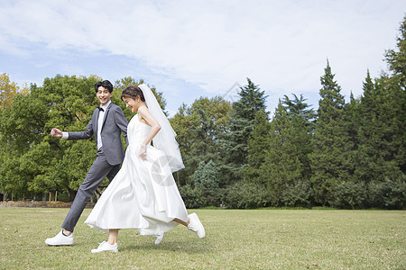 婚纱摄影海报幸福情侣甜美婚纱照背景