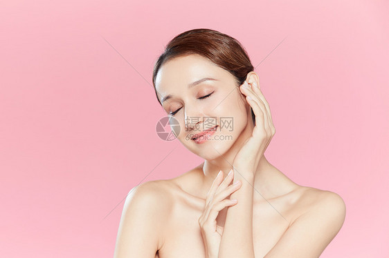 女性面部护肤美容护理图片