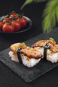 黑色的鹅肝寿司单品图片