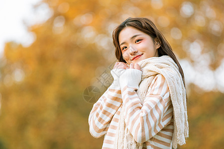 围围巾梅花鹿秋季围围巾元气美女写真背景