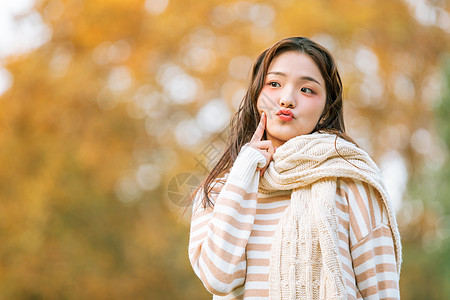 秋季围围巾元气美女图片