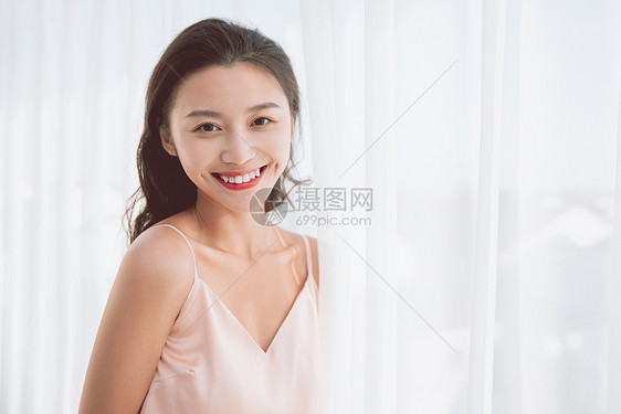 清纯睡衣美女写真图片