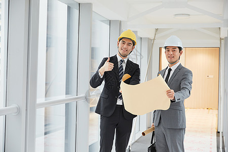 客户至上建筑工程师为客户介绍施工项目点赞背景