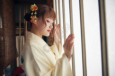 日本化妆品和服美女写真背景